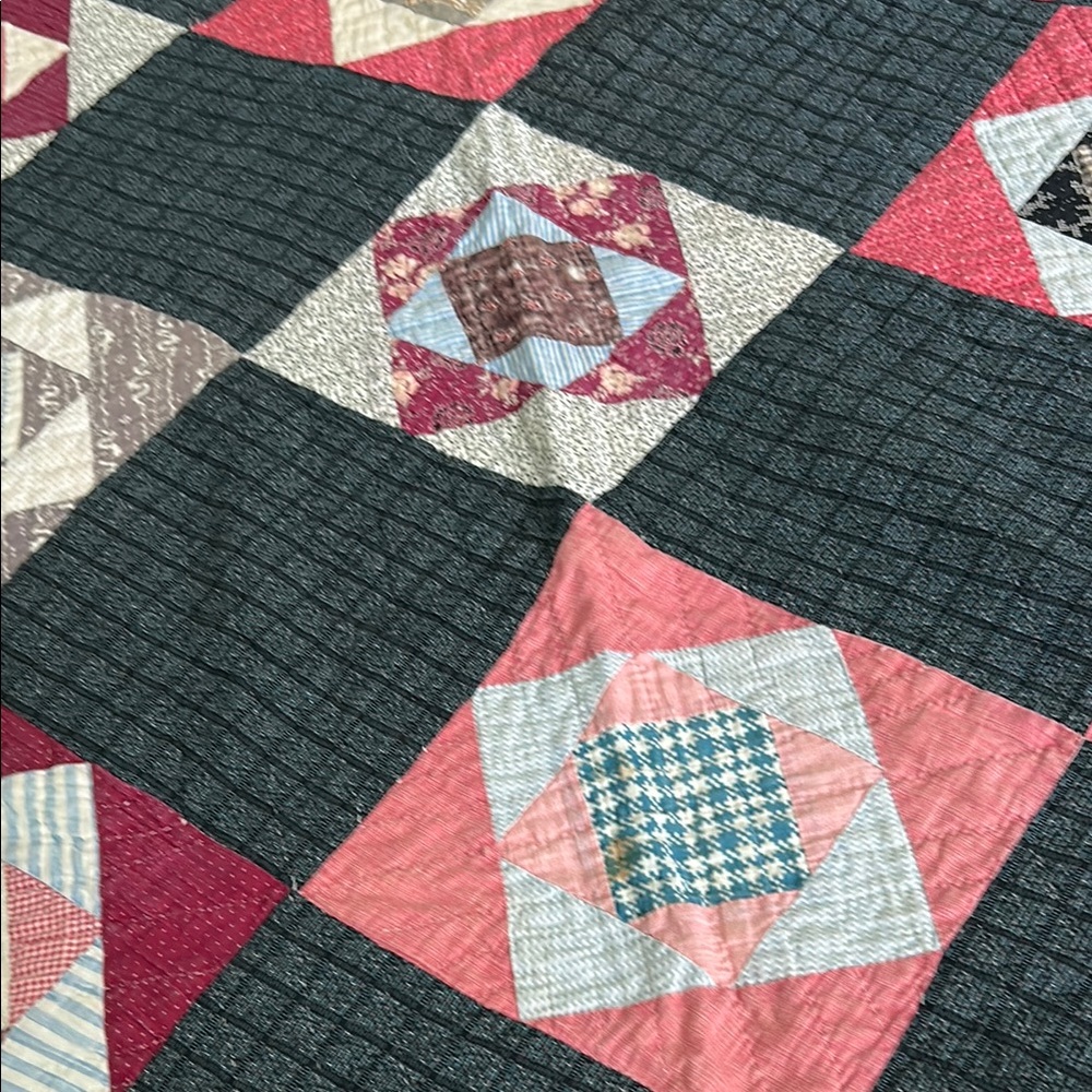 SALE❗️Patchwork Quilt 1880s Pennsylvania Square within Square within Square! - Picture 10 of 17
